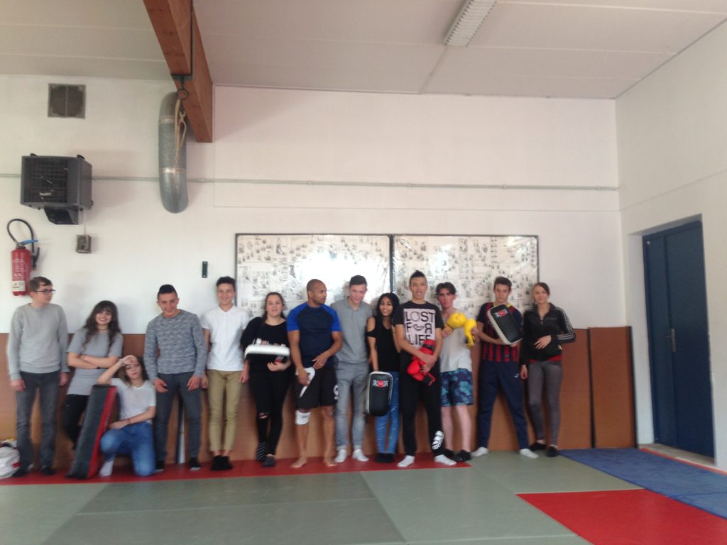 Lire la suite à propos de l’article Initiation aux techniques de self défense